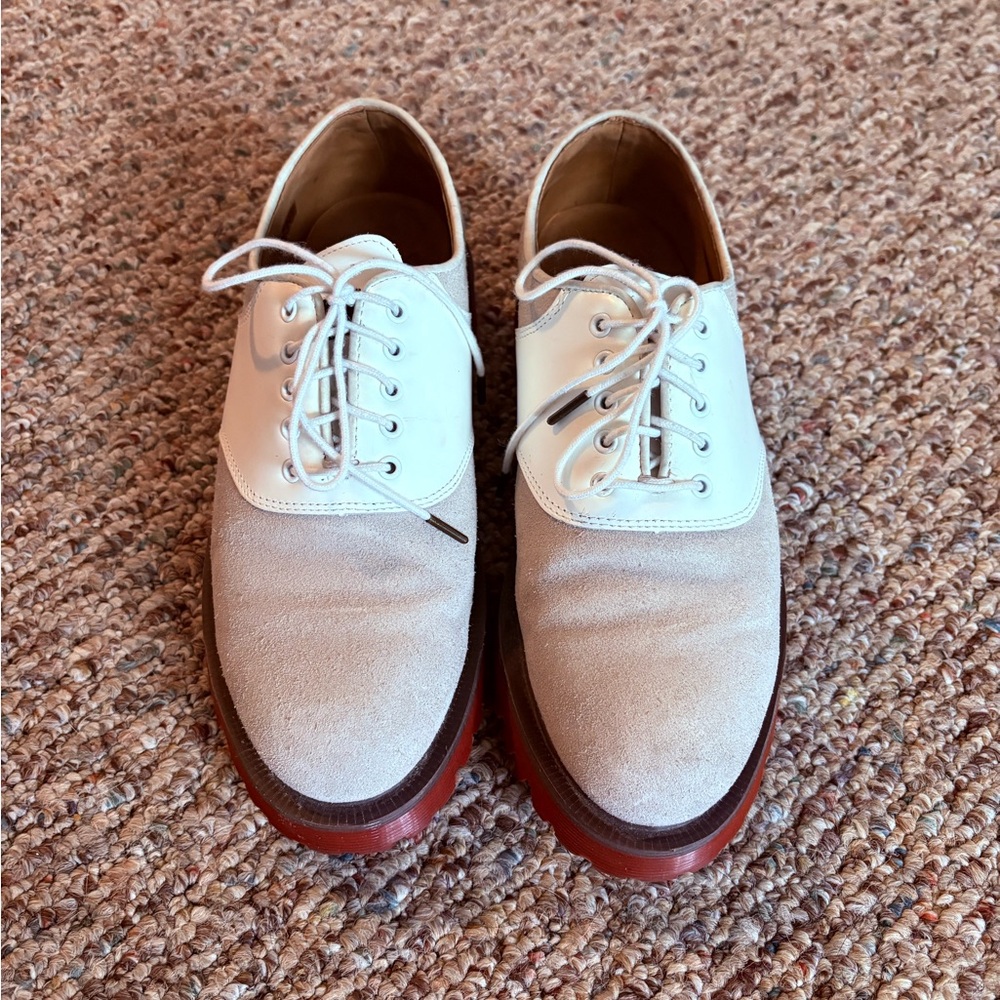 Dr. Martens two-tone lace-up - Picture 10 of 10